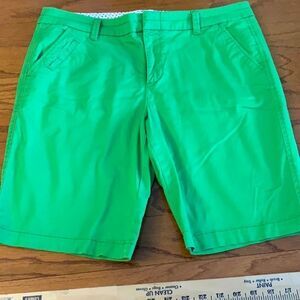 Ladies size 12P Bermuda shorts